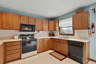 35485 Co Rd 665, Paw Paw, MI 49079 - Photo 9