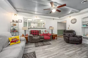 80226 40th St, Decatur, MI 49045 - Photo 9