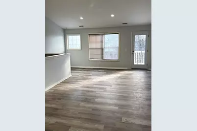 13335 St Ervin Avenue #21, Detroit, MI 48215 - Photo 3