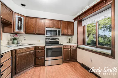 3436 Eagle Ridge Court NE, Grand Rapids, MI 49525 - Photo 9