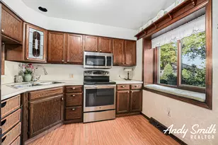 3436 Eagle Ridge Ct NE, Grand Rapids, MI 49525 - Photo 9