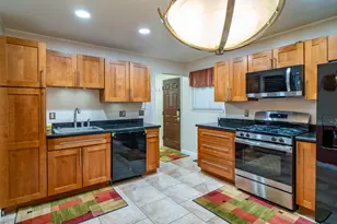 34839 John Hauk St, Westland, MI 48185 - Photo 13