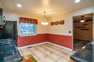 34839 John Hauk St, Westland, MI 48185 - Photo 15