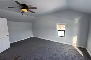 207 W Railroad St, Dowagiac, MI 49047 - Photo 11