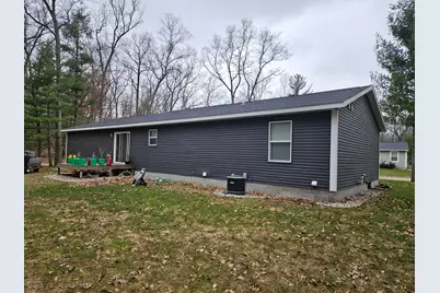 687 W Cherry Road, Twin Lake, MI 49457 - Photo 7