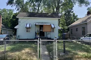 1143 Amity Ave, Muskegon, MI 49442 - Photo 1