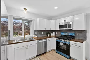 9780 Courtland Dr NE, Rockford, MI 49341 - Photo 17