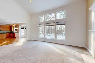12832 Nautica Ct, Van Buren Township, MI 48111 - Photo 7