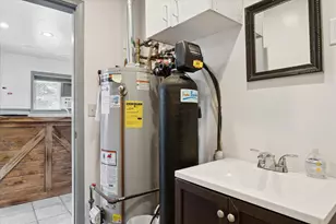 3650 Hogback Rd, Fowlerville, MI 48836 - Photo 45