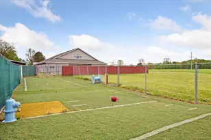 3650 Hogback Rd, Fowlerville, MI 48836 - Photo 23