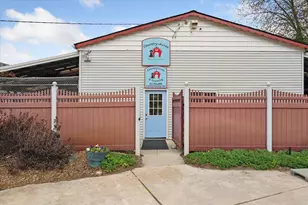 3650 Hogback Rd, Fowlerville, MI 48836 - Photo 41