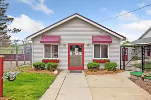 3650 Hogback Rd, Fowlerville, MI 48836 - Photo 37