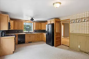 3650 Hogback Rd, Fowlerville, MI 48836 - Photo 7