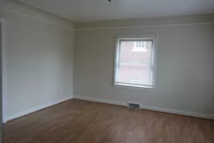 8205 E Outer Dr E, Detroit, MI 48213 - Photo 5