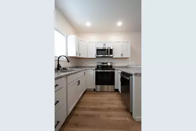 56 Lathrop Avenue, Battle Creek, MI 49014 - Photo 15