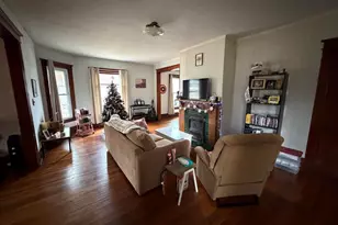 63 S Howell St, Hillsdale, MI 49242 - Photo 9