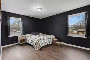 19 Thorncroft Ave, Battle Creek, MI 49017 - Photo 13