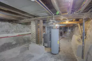 357 Cooper St, Jackson, MI 49201 - Photo 35