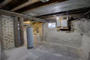 357 Cooper St, Jackson, MI 49201 - Photo 33