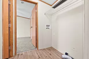 323 Oak Ridge St, Mason, MI 48854 - Photo 13