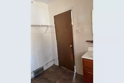 305 E Chapin Street, Cadillac, MI 49601 - Photo 11