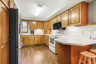 19664 Lakeshore Dr, Three Rivers, MI 49093 - Photo 15
