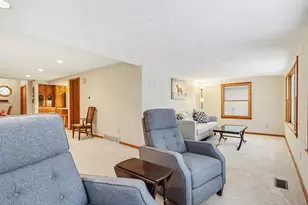 19664 Lakeshore Dr, Three Rivers, MI 49093 - Photo 17