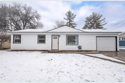 293 60th Street SE, Grand Rapids, MI 49548 - Photo 1