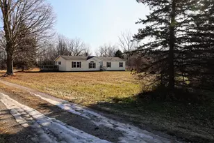 1767 Flanders Rd, Charlotte, MI 48813 - Photo 47