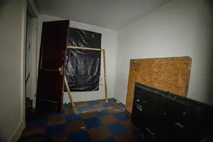 919 Princeton Ave, Lansing, MI 48915 - Photo 9