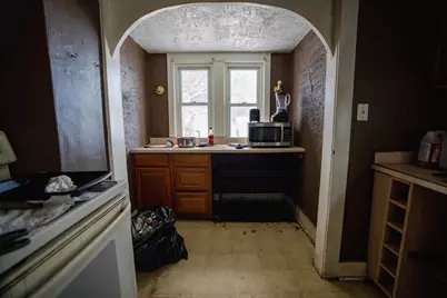 919 Princeton Avenue, Lansing, MI 48915 - Photo 5