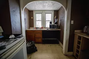 919 Princeton Ave, Lansing, MI 48915 - Photo 5