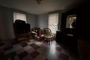 919 Princeton Ave, Lansing, MI 48915 - Photo 7