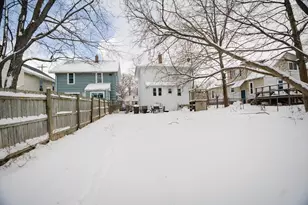 919 Princeton Ave, Lansing, MI 48915 - Photo 13