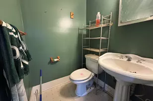 919 Princeton Ave, Lansing, MI 48915 - Photo 3