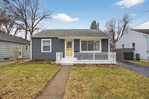 426 Orange St, Jackson, MI 49202 - Photo 1