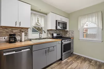 426 Orange Street, Jackson, MI 49202 - Photo 11