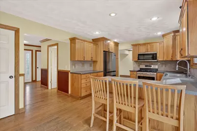 140 Shadowood Lane, Battle Creek, MI 49014 - Photo 13