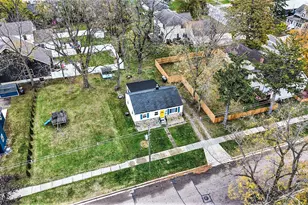 809 Kalamazoo St, South Haven, MI 49090 - Photo 15