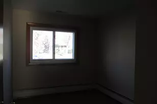 13315 Birrell St, Southgate, MI 48195 - Photo 9