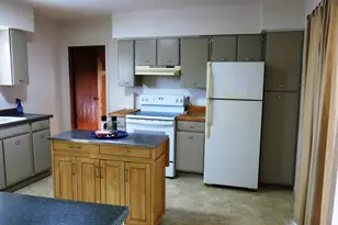 717 E Girard Rd, Quincy, MI 49082 - Photo 7