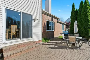 1040 Wildwood Ln, Canton, MI 48188 - Photo 31