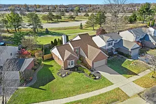 1040 Wildwood Ln, Canton, MI 48188 - Photo 33