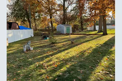 4018 Plymouth Drive, Norton Shores, MI 49441 - Photo 33