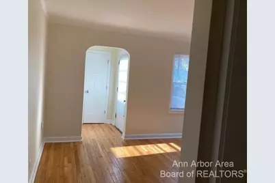 303 Potter Avenue, Ann Arbor, MI 48103 - Photo 3