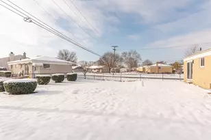 38393 Mason St, Livonia, MI 48154 - Photo 31