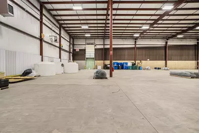 4956 Wayne Road #B, Battle Creek, MI 49037 - Photo 15