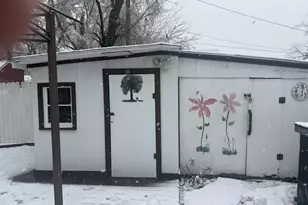 842 E Dale Ave, Muskegon, MI 49442 - Photo 9