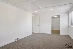 15375 Sussex St, Detroit, MI 48227 - Photo 17