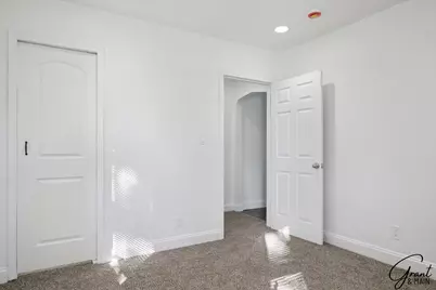 15375 Sussex Street, Detroit, MI 48227 - Photo 19